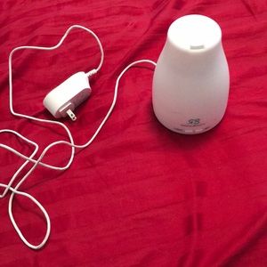 Essential oil diffuser